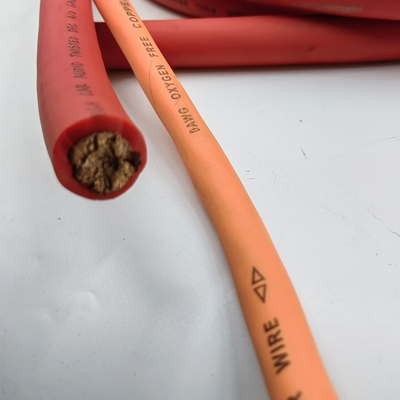 Kabel zasilania samochodowego 1/0 AWG GA Gauge elastyczny przezroczysty płaszcz PVC na podłoże samochodowe